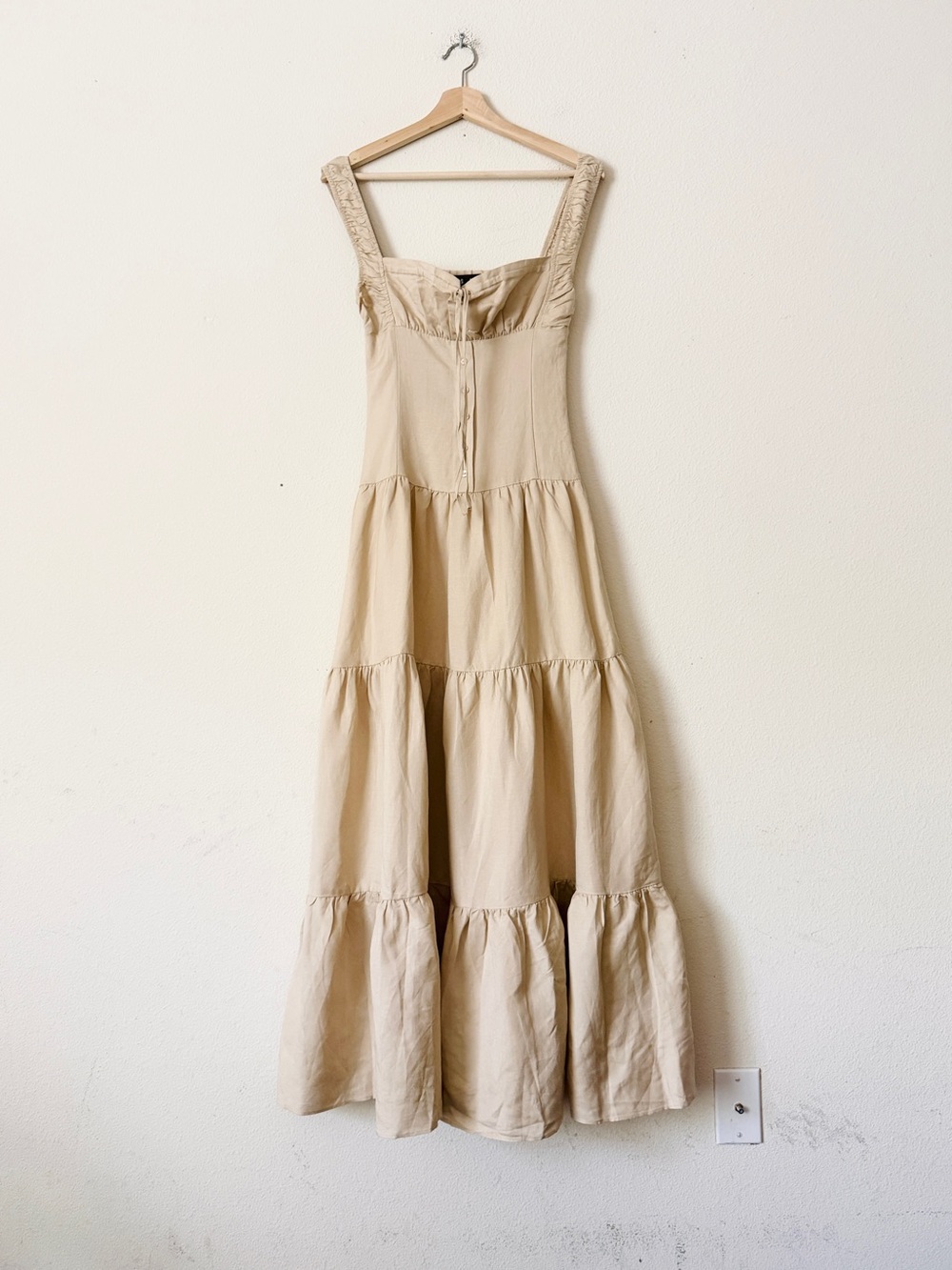 NWT Lioness Revolve XS Heart Shaped linen blend Maxi dress in Deep Wheat - Picture 2 of 6